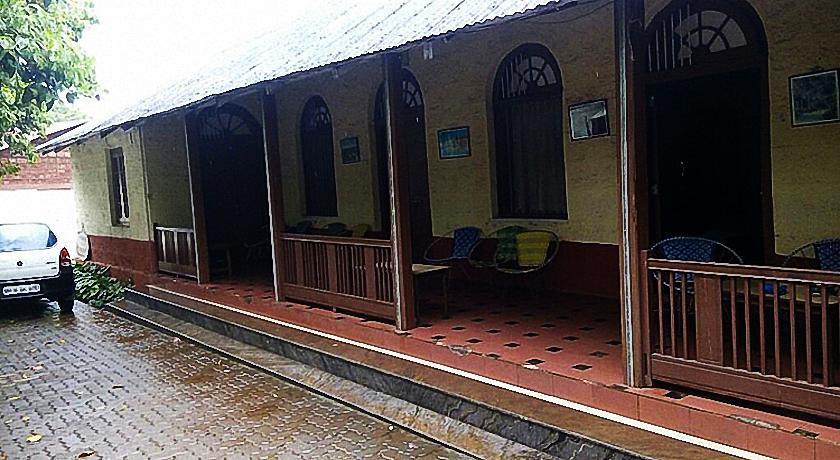 Hotel Savoy Village Mahābaleshwar Exterior foto
