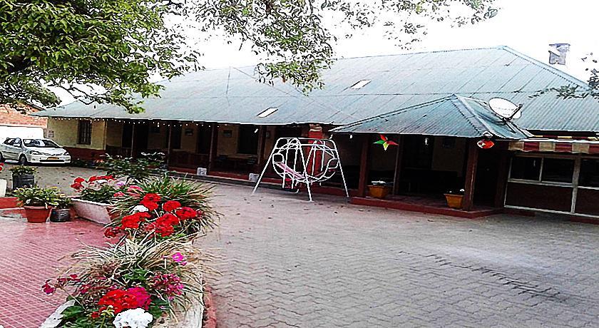Hotel Savoy Village Mahābaleshwar Exterior foto